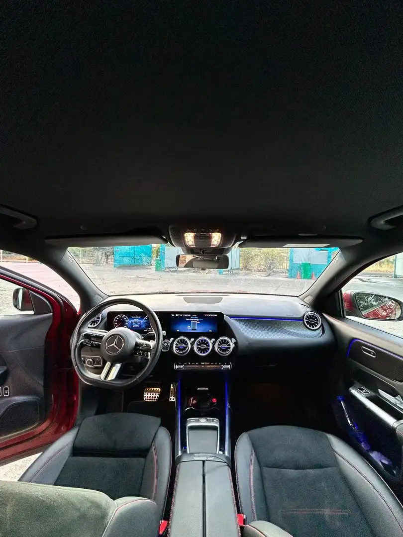 Mercedes-Benz GLA 250 GLA 250e Rojo - 2