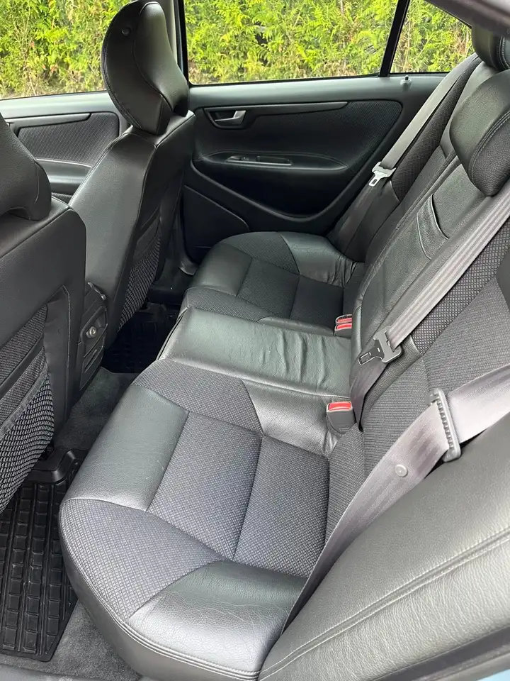Volvo S60 2.3 T-5, foto 7