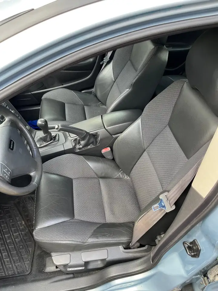 Volvo S60 2.3 T-5, foto 8