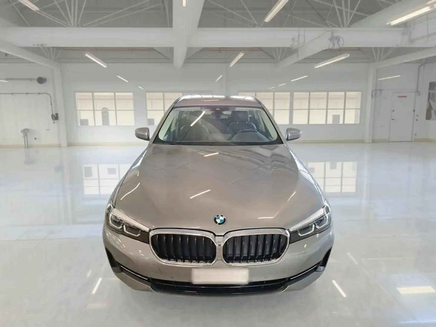 BMW 518 518d MH48V Business Touring Autom. - 2