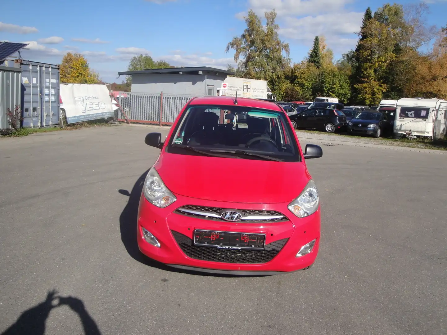 Hyundai i10 i10 1.1 Automatik Classic Rot - 2