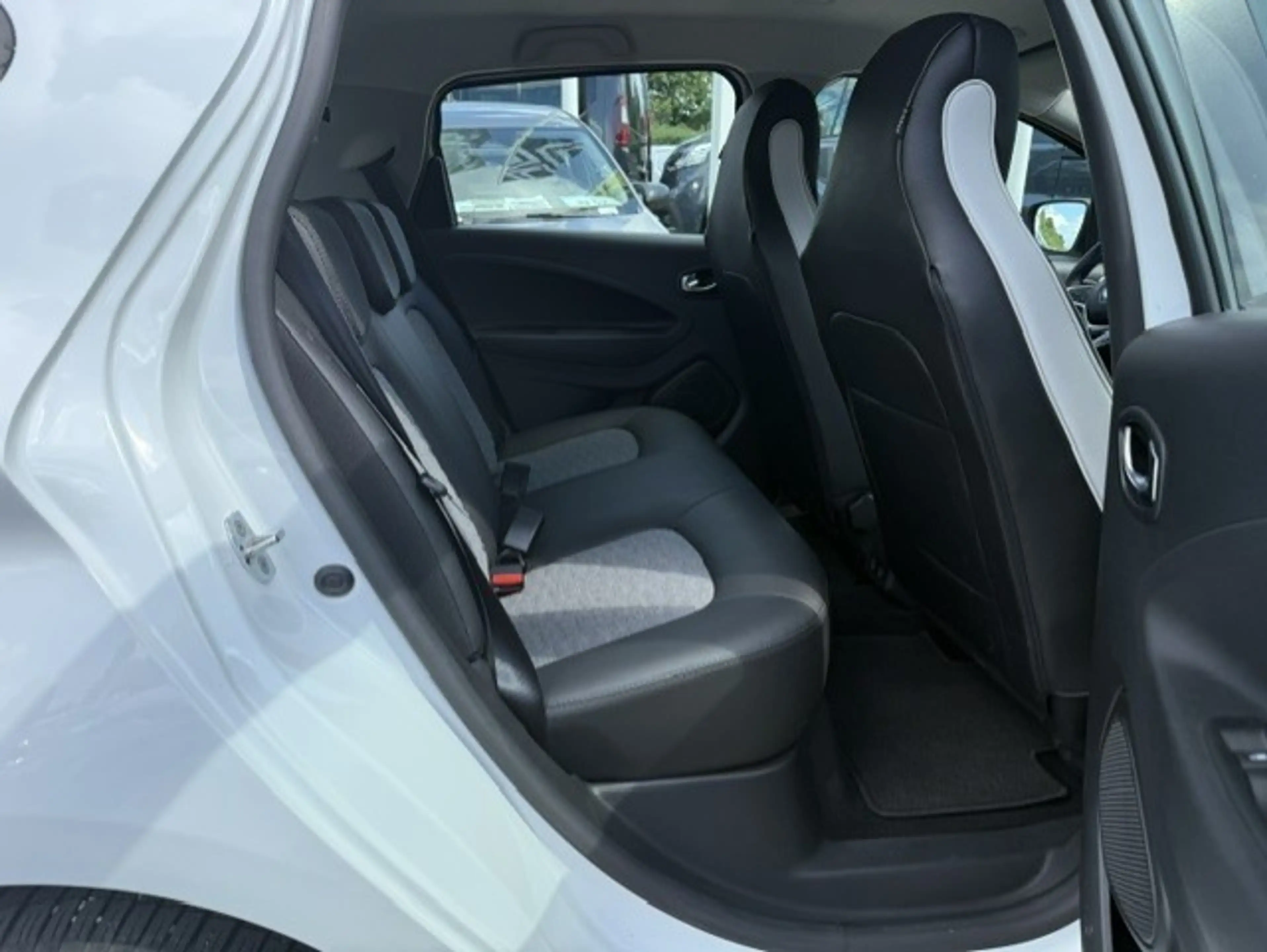 Renault ZOE Z.E.50 Experience  Klima Allwetter — photo 9