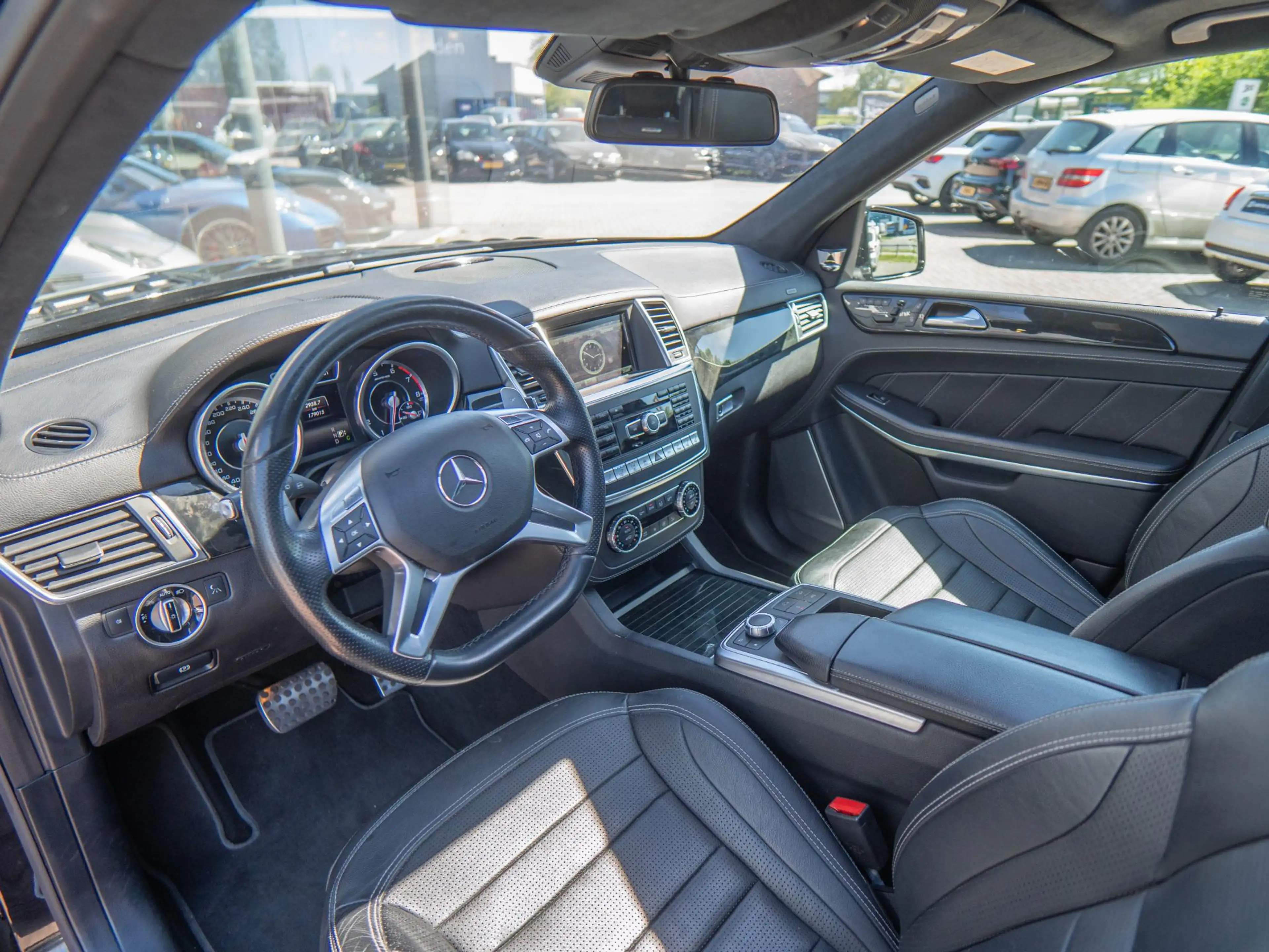 Mercedes-Benz GL 63 AMG | Volledig onderhouden | 7-zits | Pano | B&O | Mas — photo 12