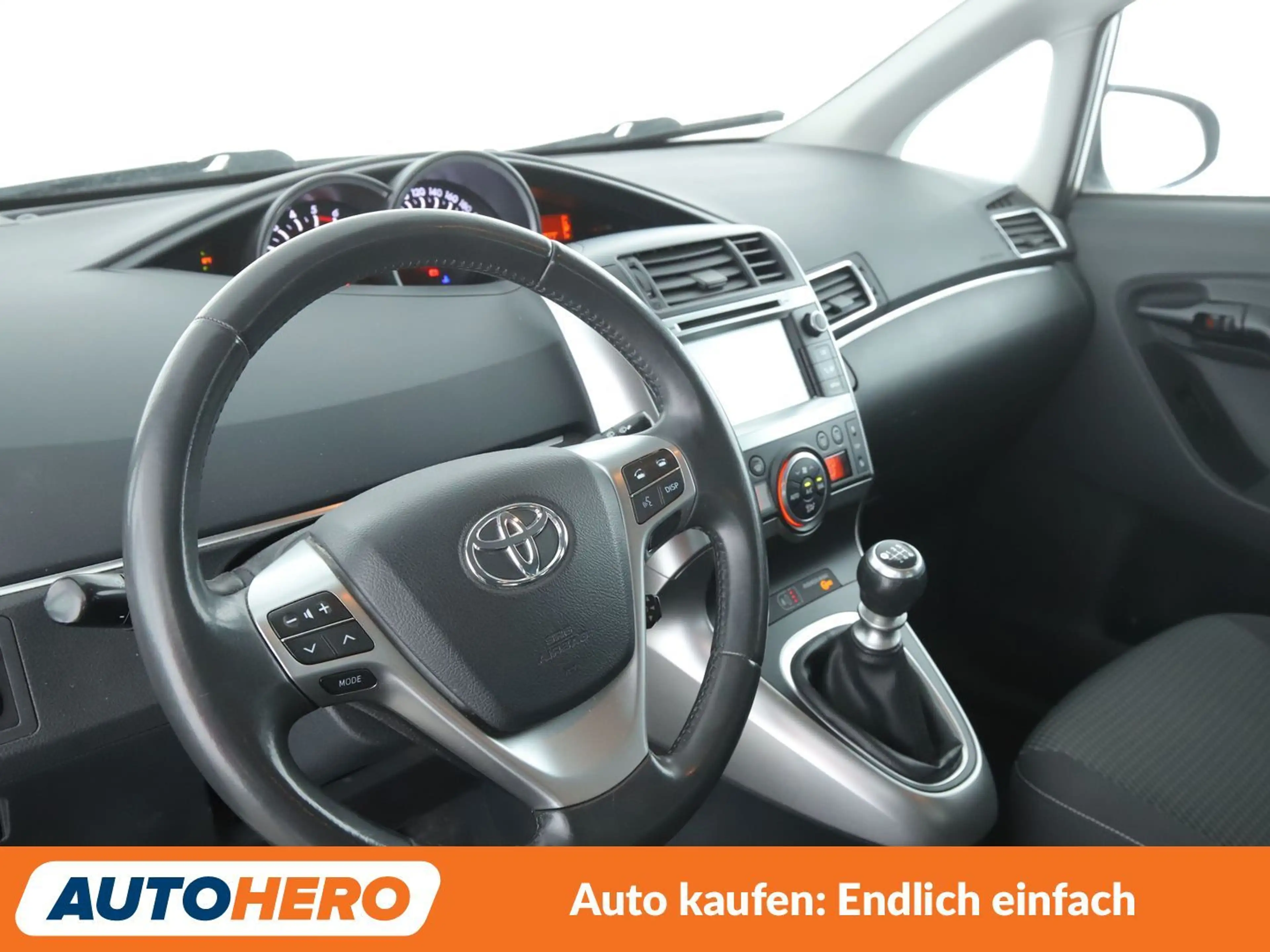 Toyota Verso 1.6 D-4D SkyView Edition *CAM*TEMPO*ALU*KLIMA* — photo 11