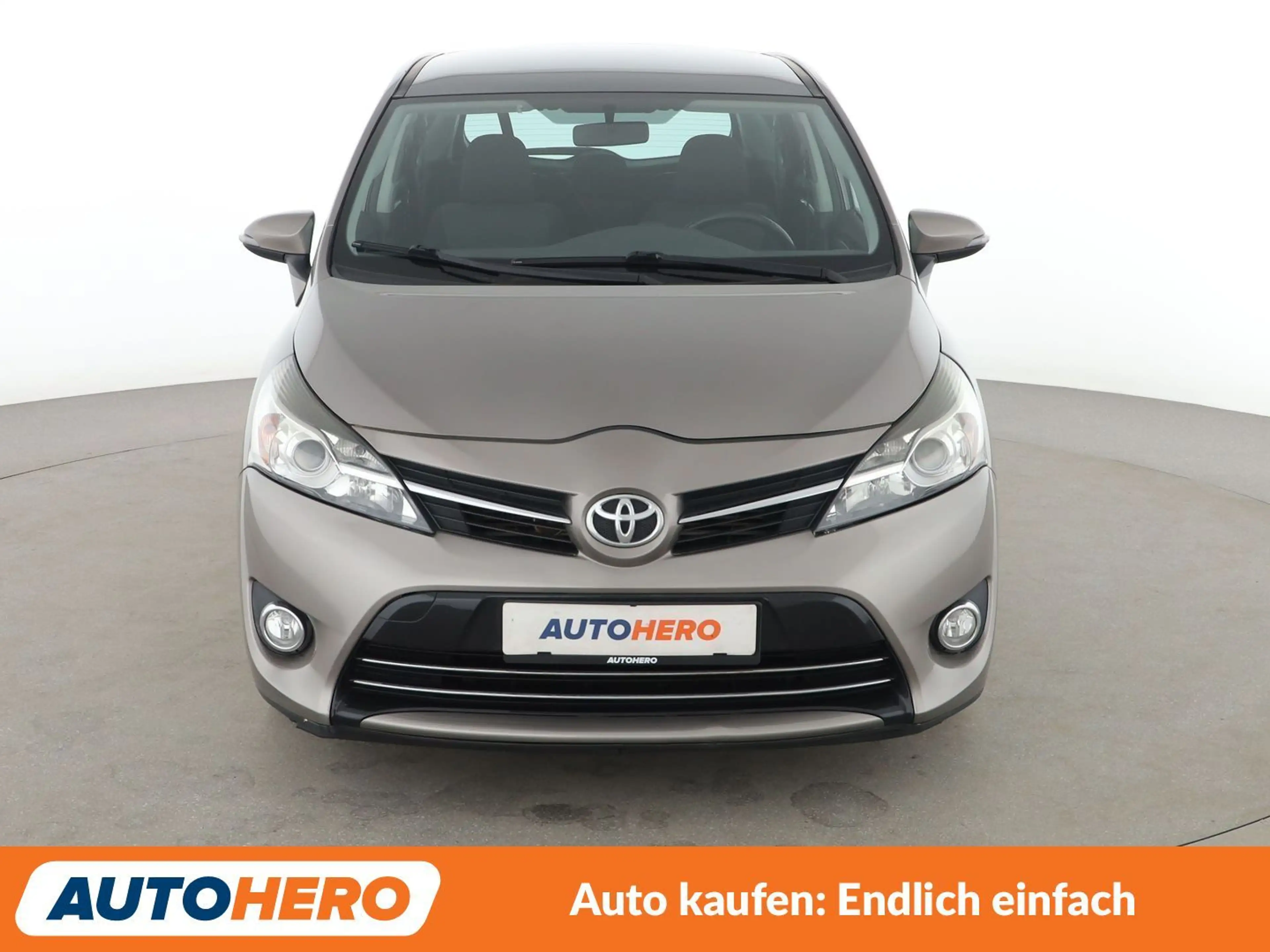 Toyota Verso 1.6 D-4D SkyView Edition *CAM*TEMPO*ALU*KLIMA* — photo 9