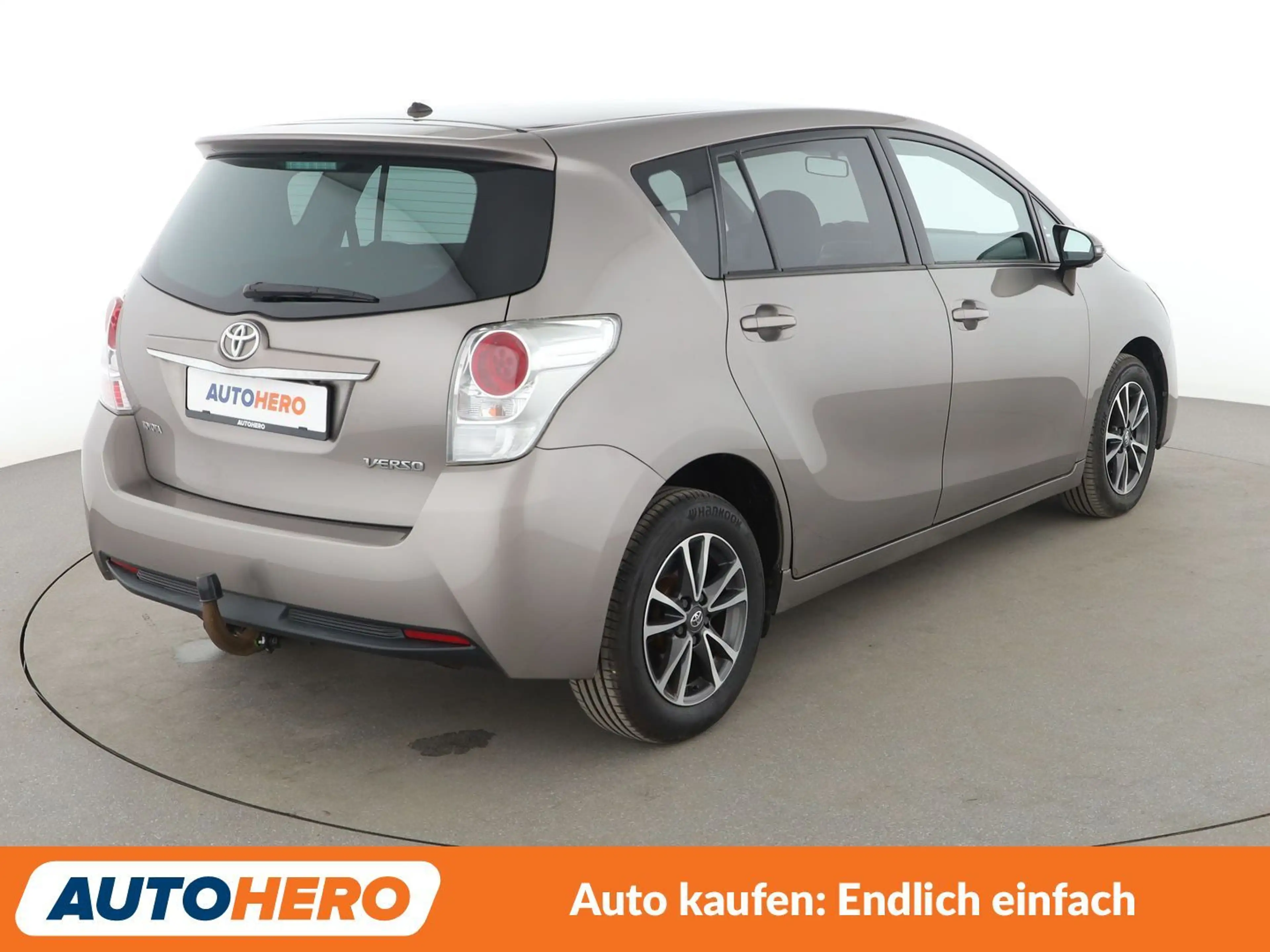 Toyota Verso 1.6 D-4D SkyView Edition *CAM*TEMPO*ALU*KLIMA* — photo 6