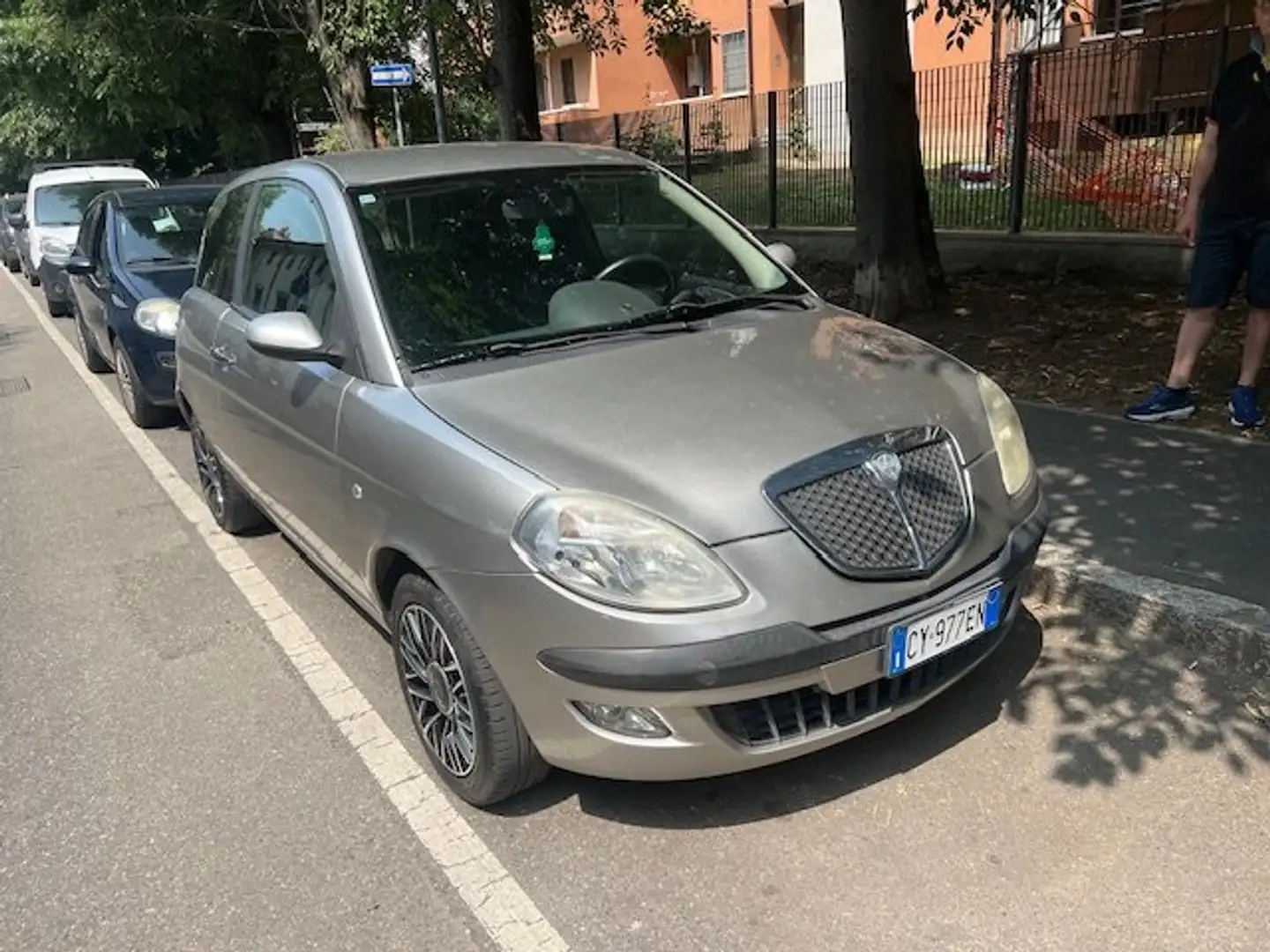Lancia Ypsilon Ypsilon II 2003 1.2 8v Oro Grigio - 1