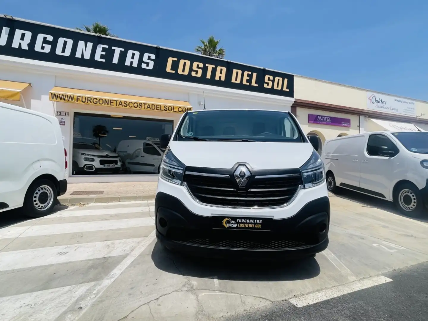 Renault Trafic Furgón 29 L1H1 Energy BluedCi 88kW Blanco - 2