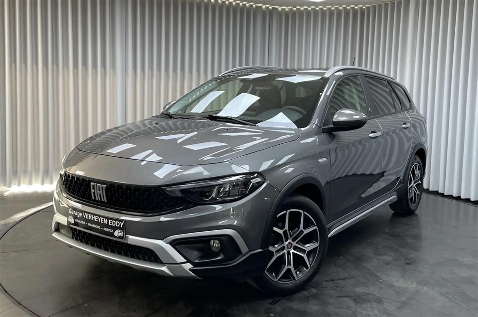 Fiat Tipo 1.0i FireFly / SW / Cross / LED / ACC / Cam / ... Gris - 1