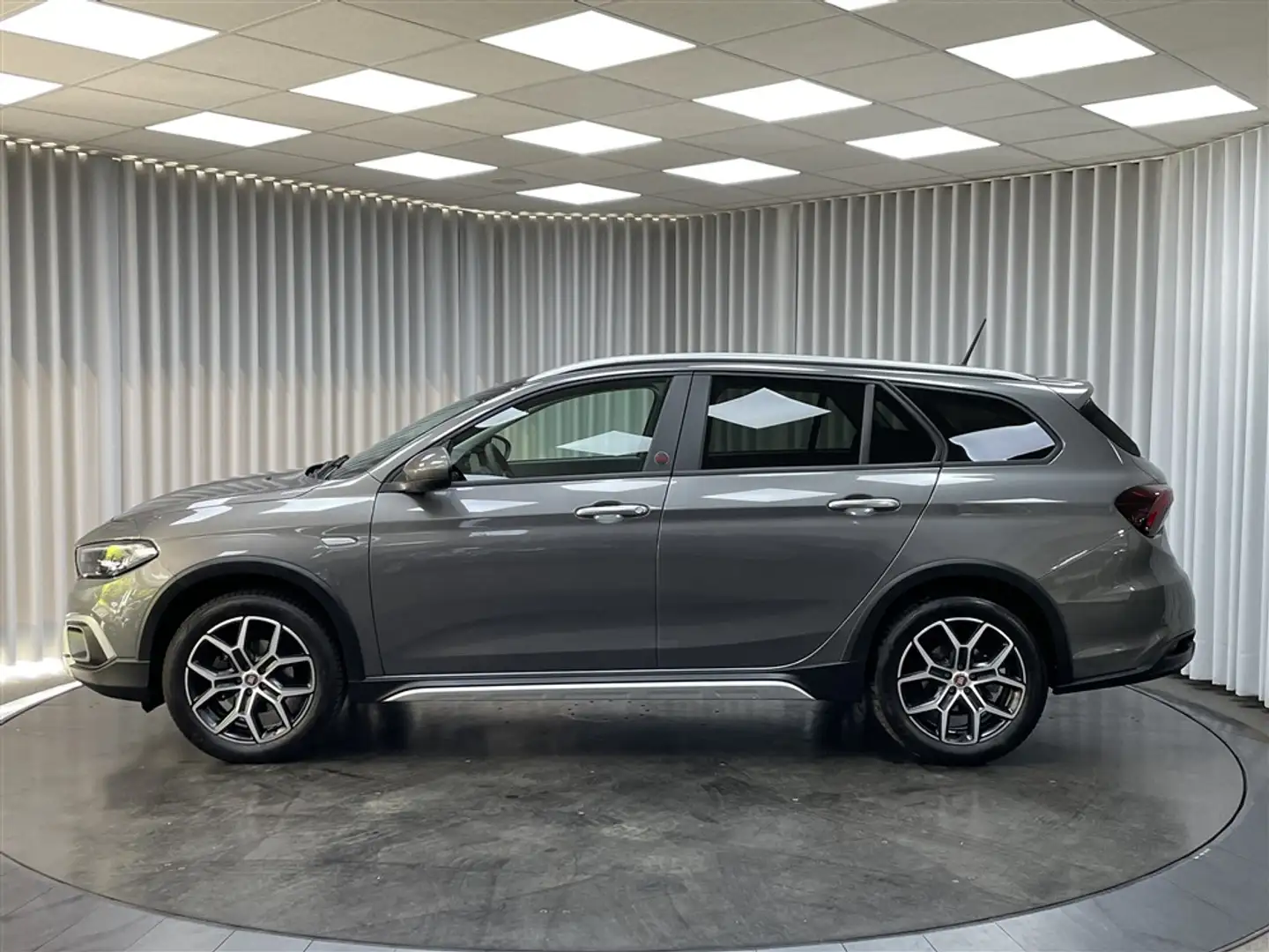 Fiat Tipo 1.0i FireFly / SW / Cross / LED / ACC / Cam / ... Gris - 2