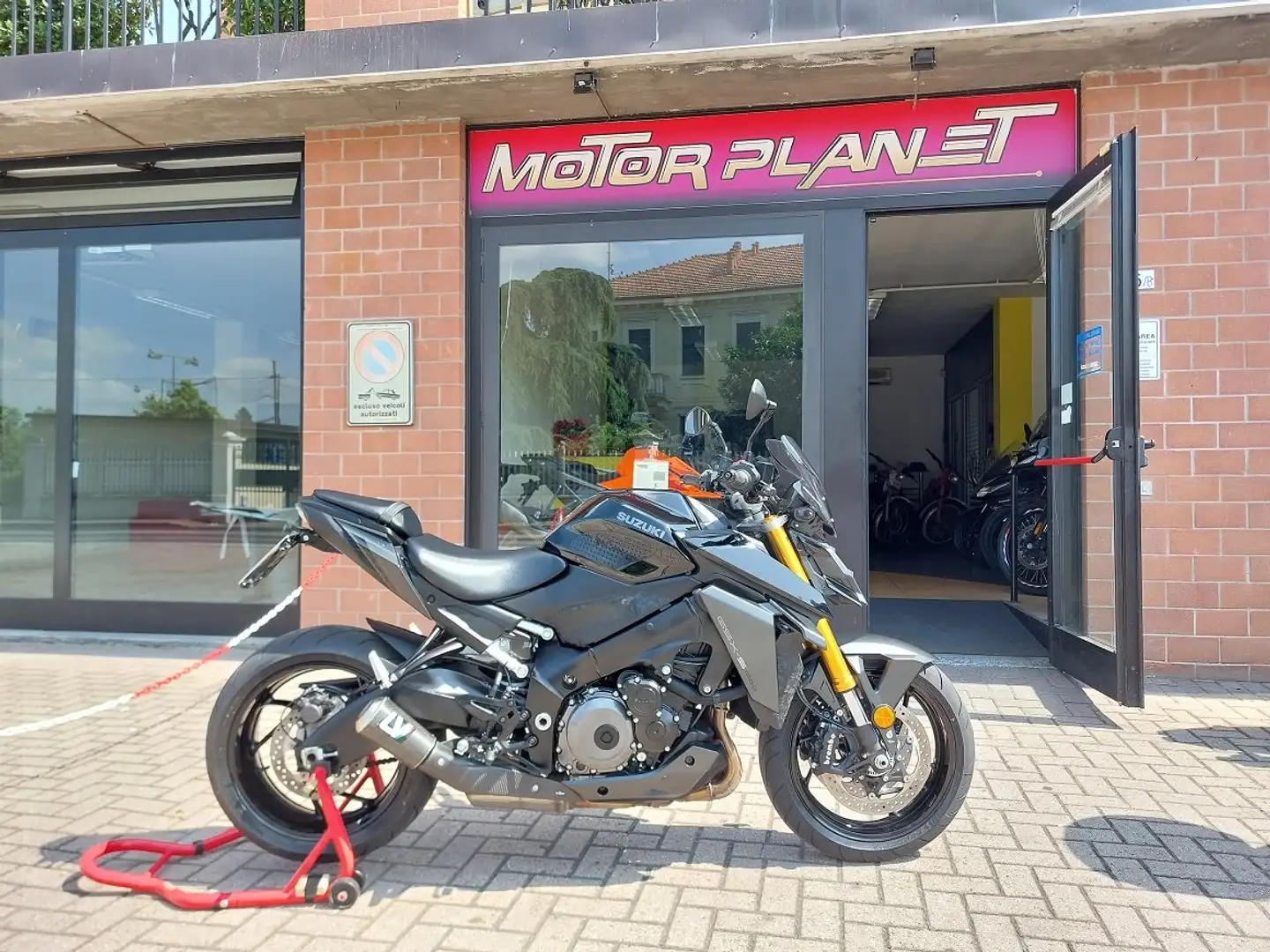 Suzuki GSX-S 1000 Nero - 1