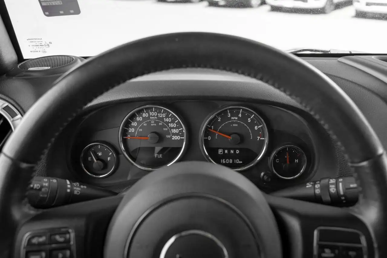 Jeep Wrangler снимка Jeep Wrangler