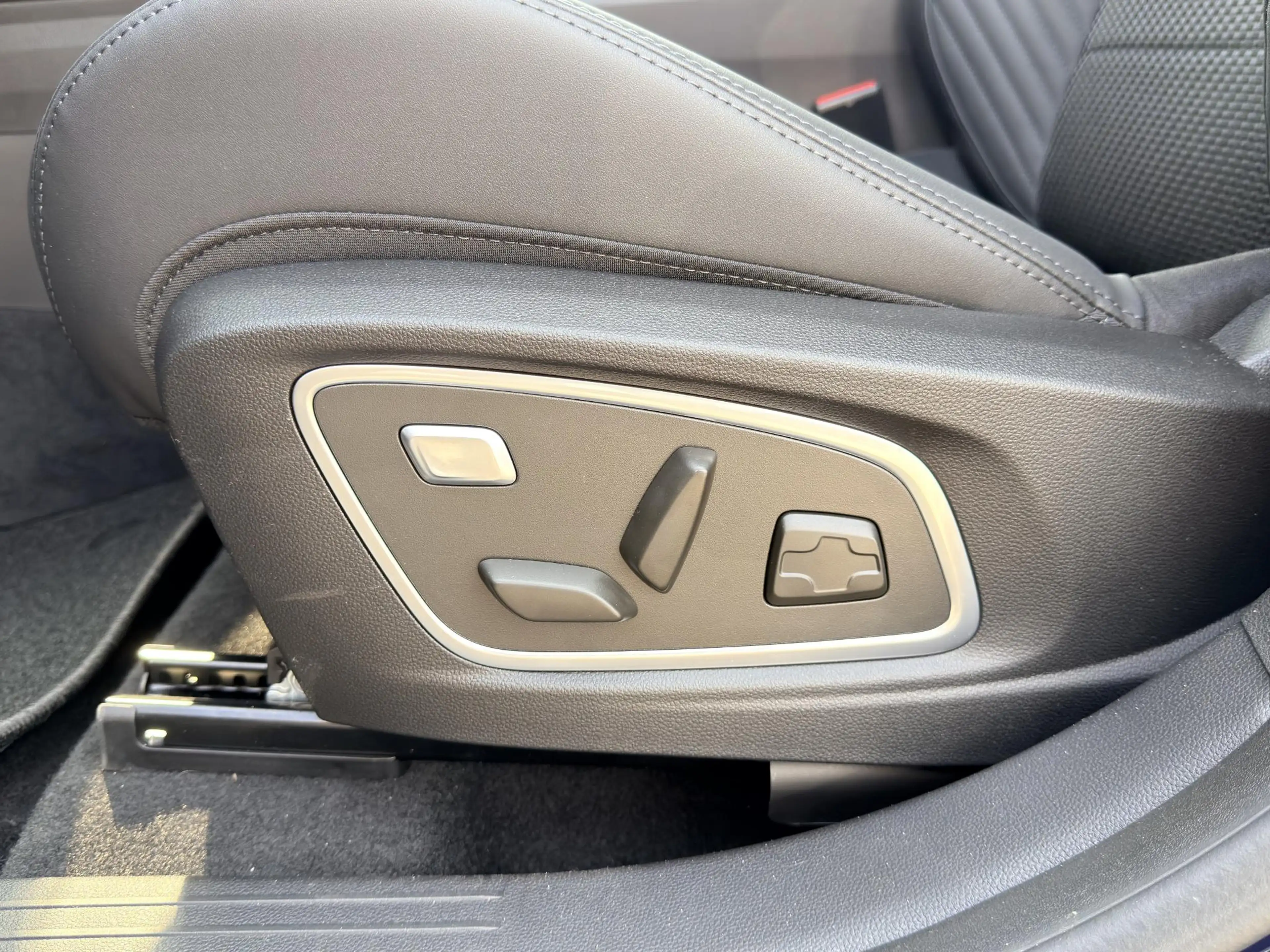 Renault Espace E-Tech full hybrid 200 iconic 5p. | Demo | Pack co — photo 34