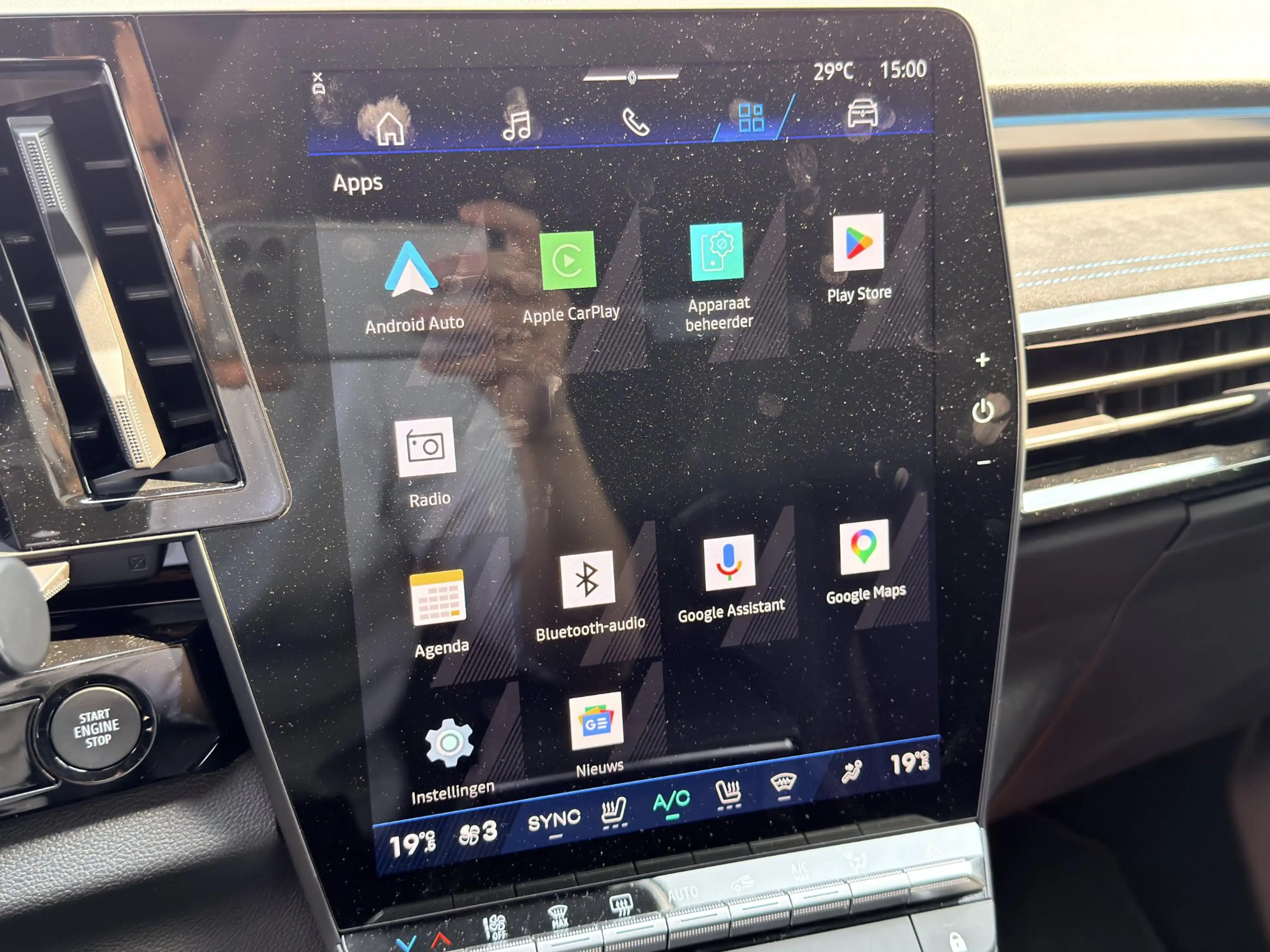 Renault Espace E-Tech full hybrid 200 iconic 5p. | Demo | Pack co — photo 25