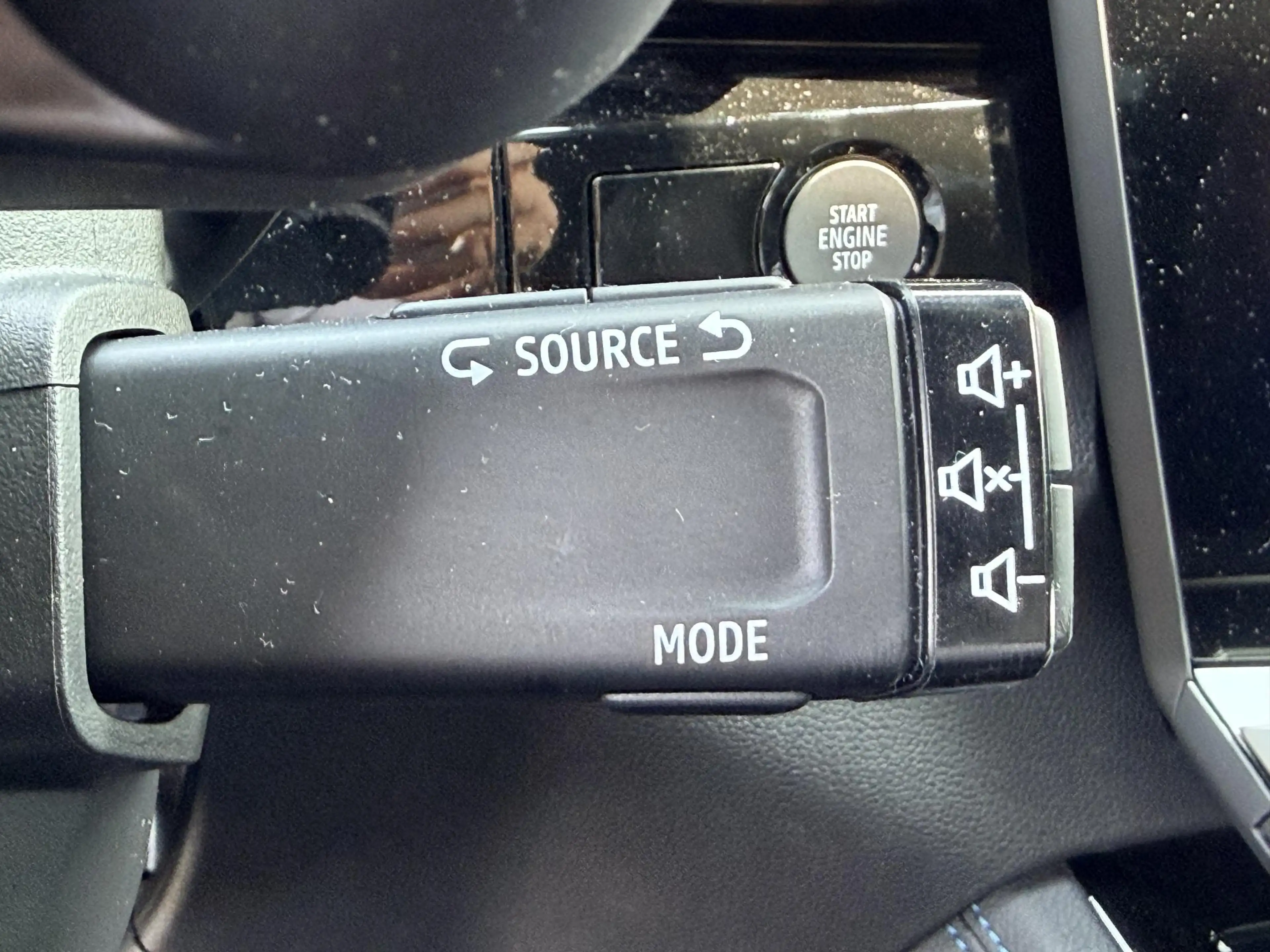 Renault Espace E-Tech full hybrid 200 iconic 5p. | Demo | Pack co — photo 33