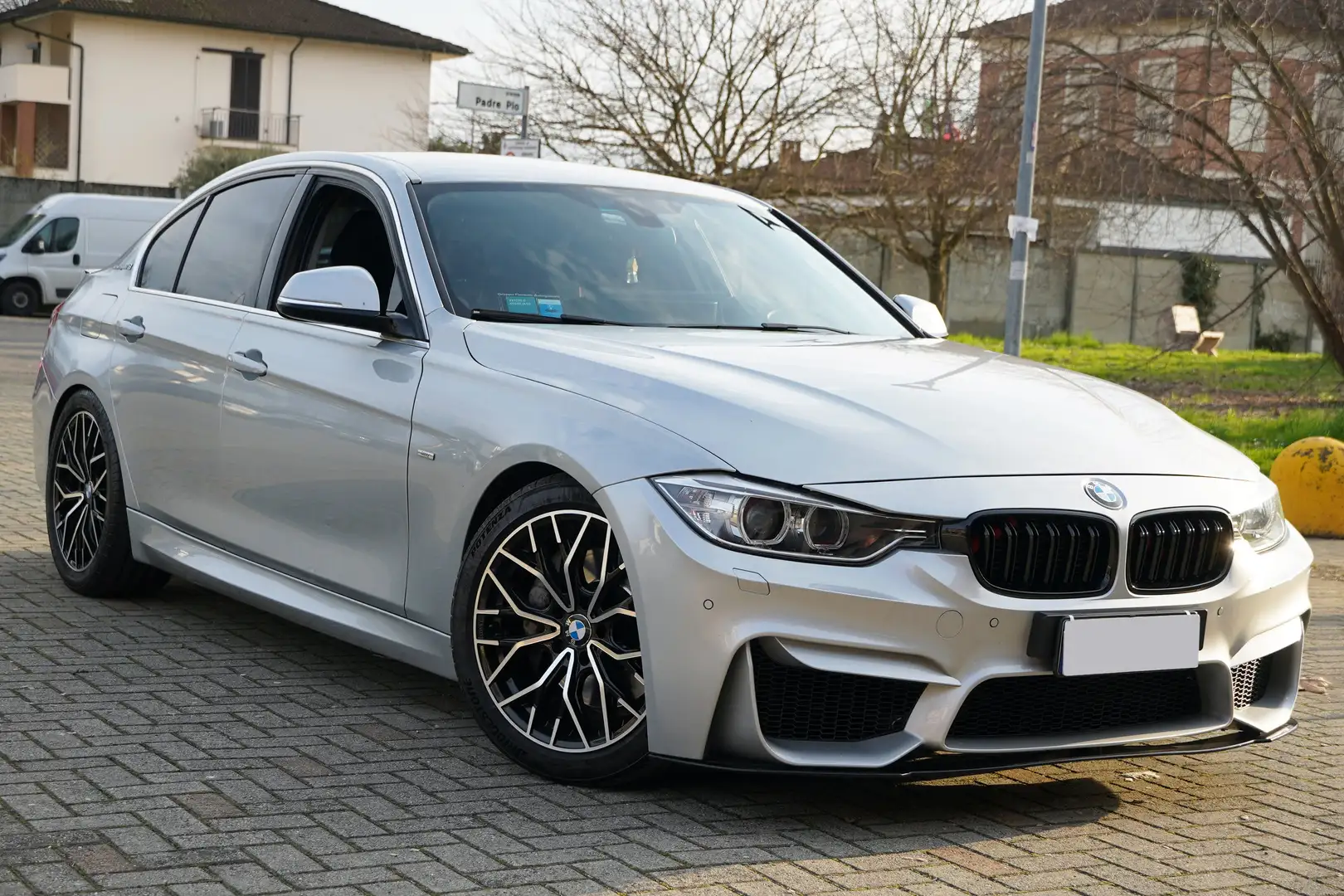 BMW 335 i 306CV Active Hybrid 3 Luxury 2015 - FULL PELLE Grau - 1