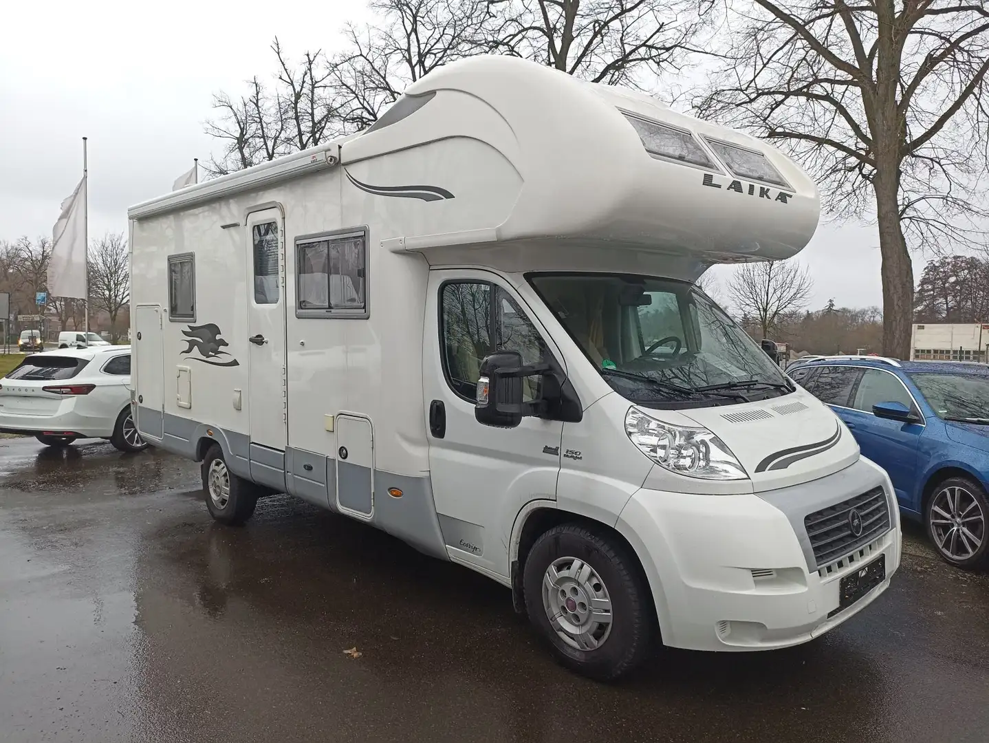 Laika Ecovip 1 Classic  2.3 TDI AHK+Solar+Standh.+Bad+Kü Weiß - 2