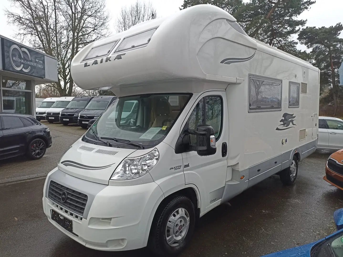 Laika Ecovip 1 Classic  2.3 TDI AHK+Solar+Standh.+Bad+Kü Weiß - 1