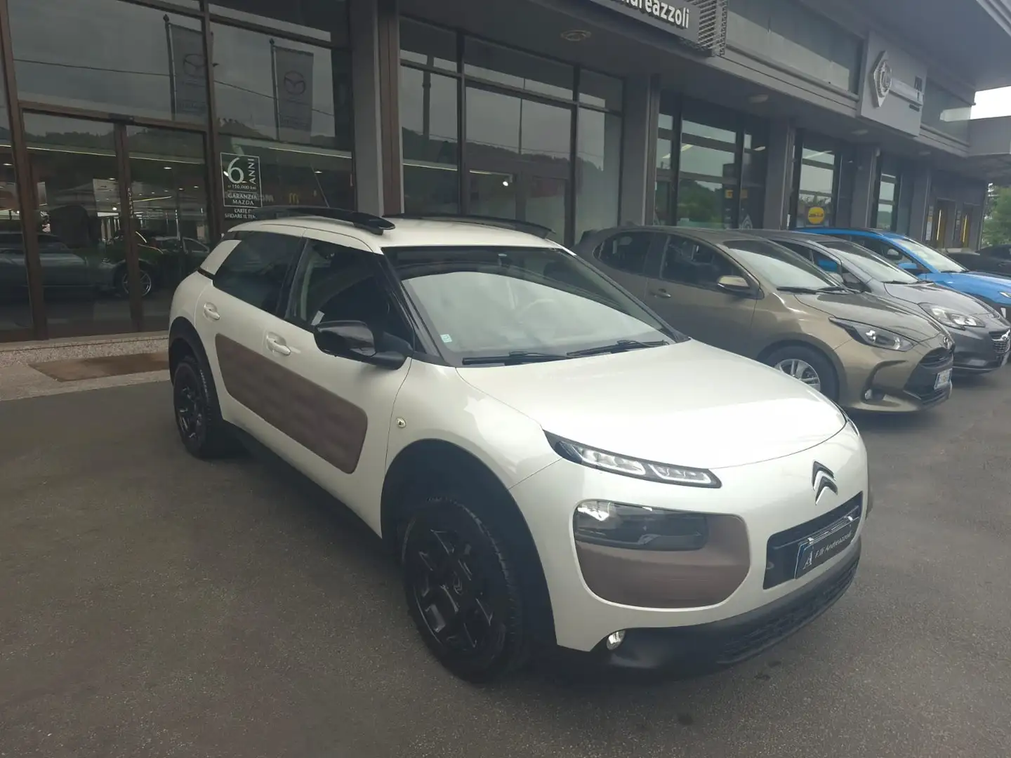 Citroen C4 C4 Cactus 1.2 puretech Feel 75cv Bianco - 2