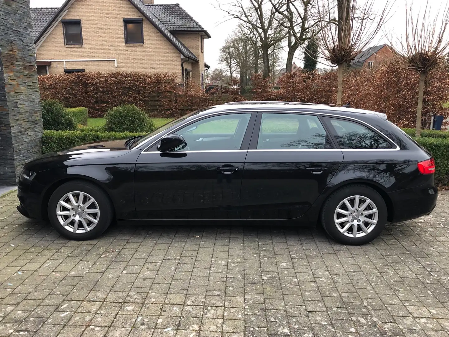 Audi A4 A4 Avant 2.0 TDI Zwart - 1