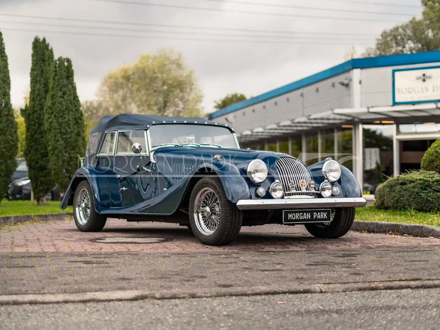 Morgan Plus 4 - 4 Sitzer Blau - 2