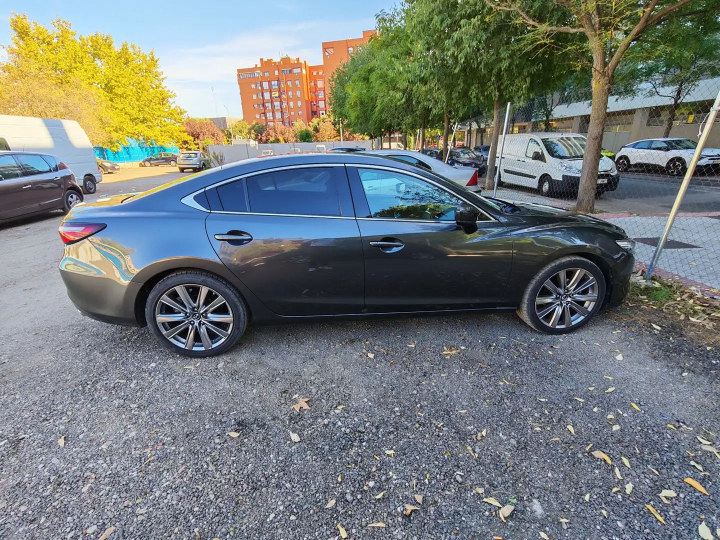 Mazda 6 Mazda6 2.5 Skyactiv-G Zenith Black Sky Aut. - 2