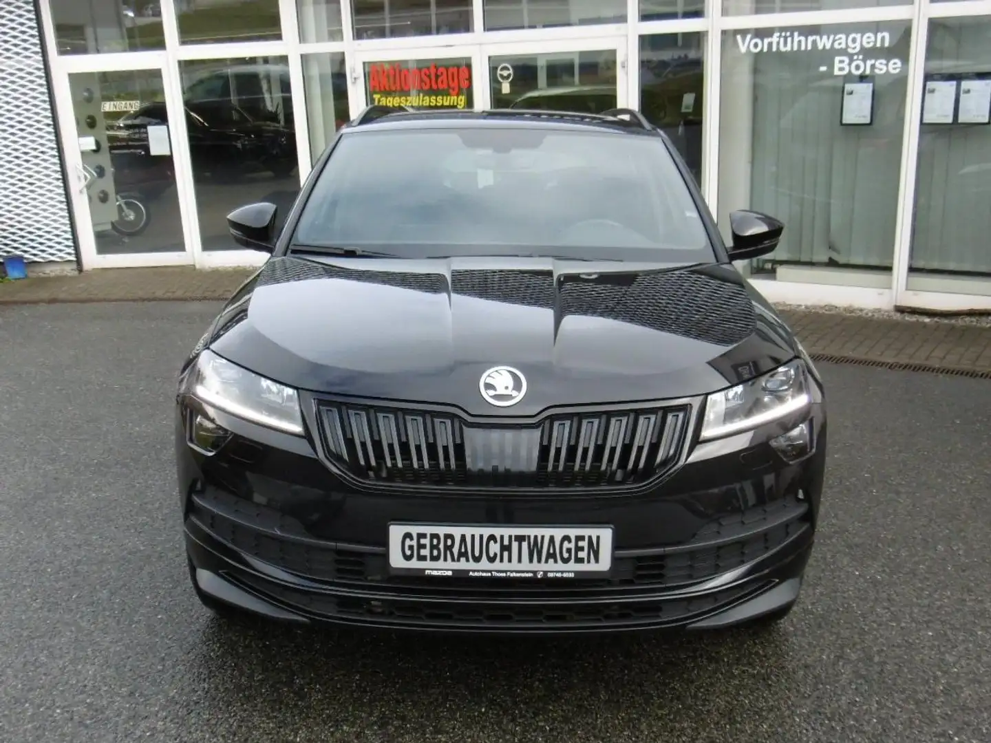 Skoda Karoq Sportline 4x4 LED Navi SR WR AHZV Sitz Lenkradheiz Schwarz - 2