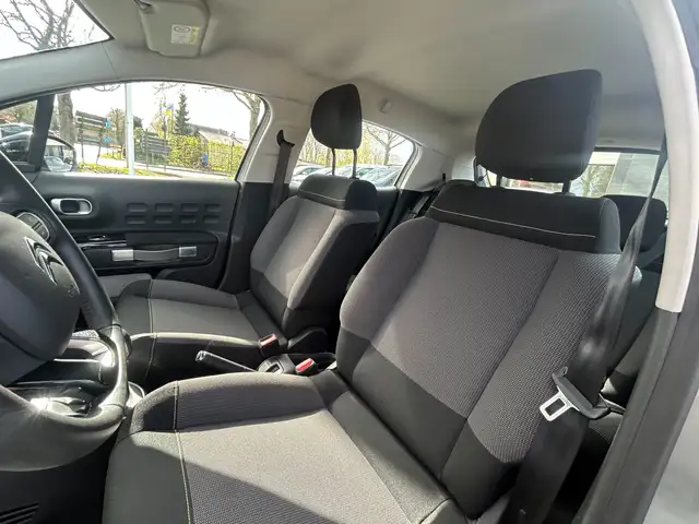 Citroen C3 view 11