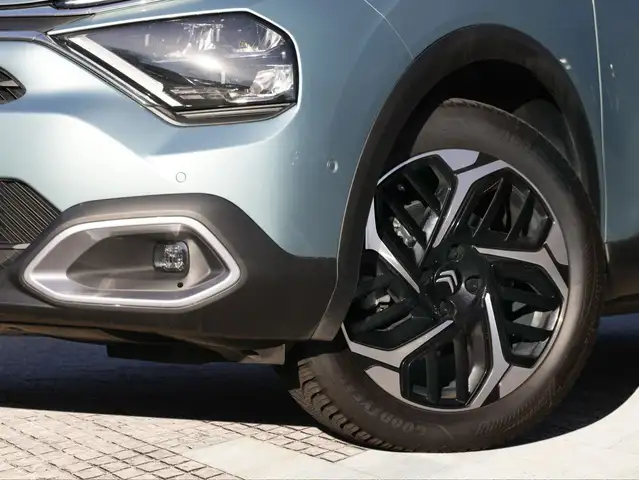 Citroen C4 view 5