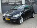Mercedes-Benz A 200 Classic Schwarz - thumbnail 4