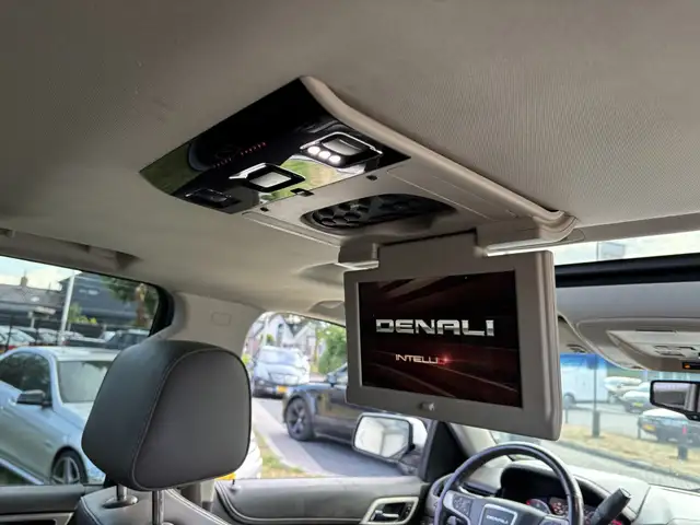 GMC Yukon view 14