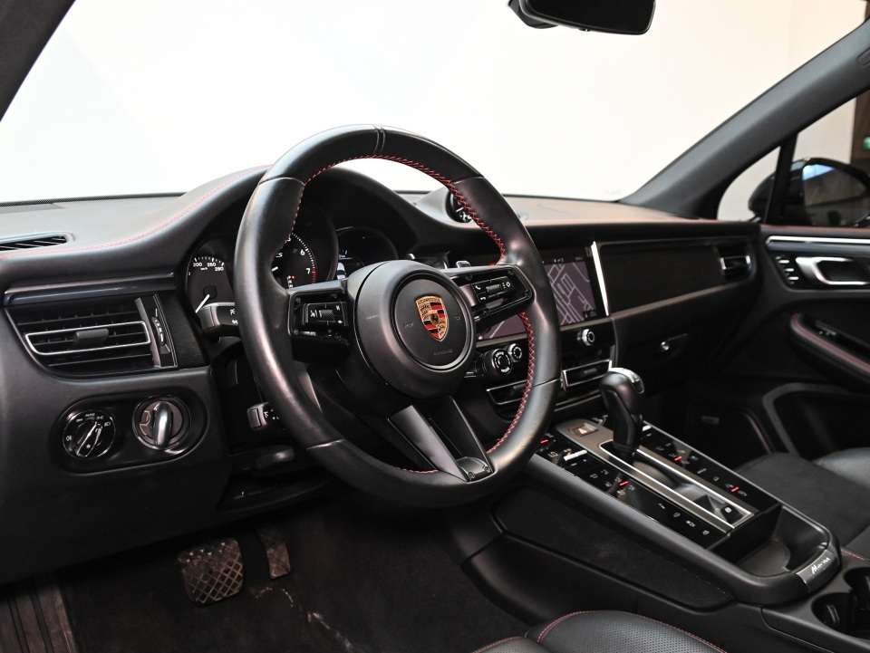 2023 Porsche Macan GTS - Premium Plus Pack - PORSCHE CERTIFIED 2 YEAR thumb 15