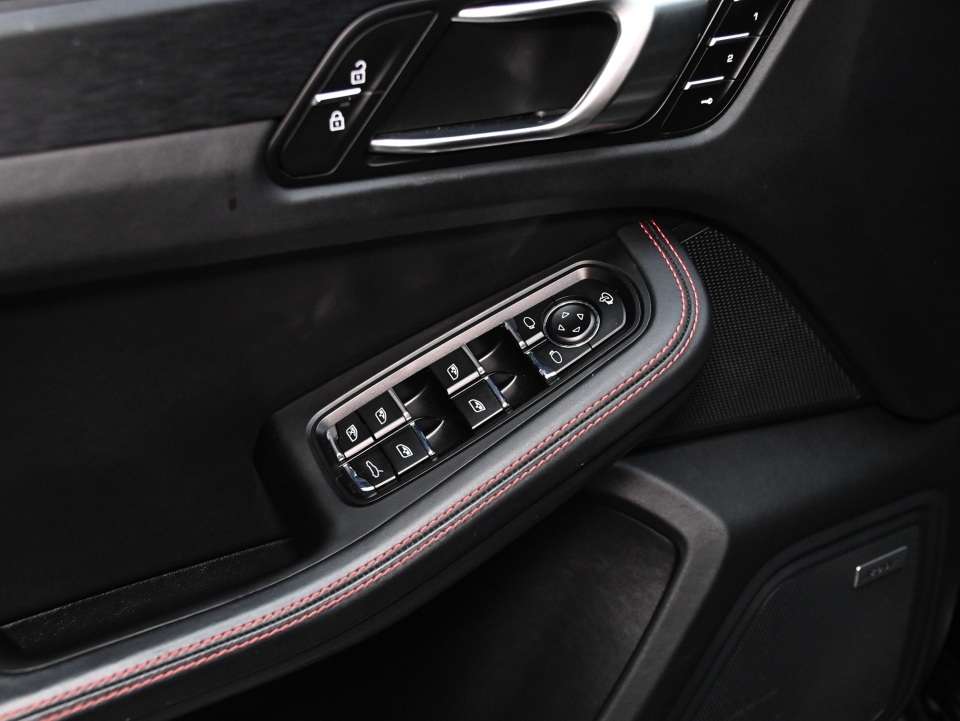 2023 Porsche Macan GTS - Premium Plus Pack - PORSCHE CERTIFIED 2 YEAR thumb 41
