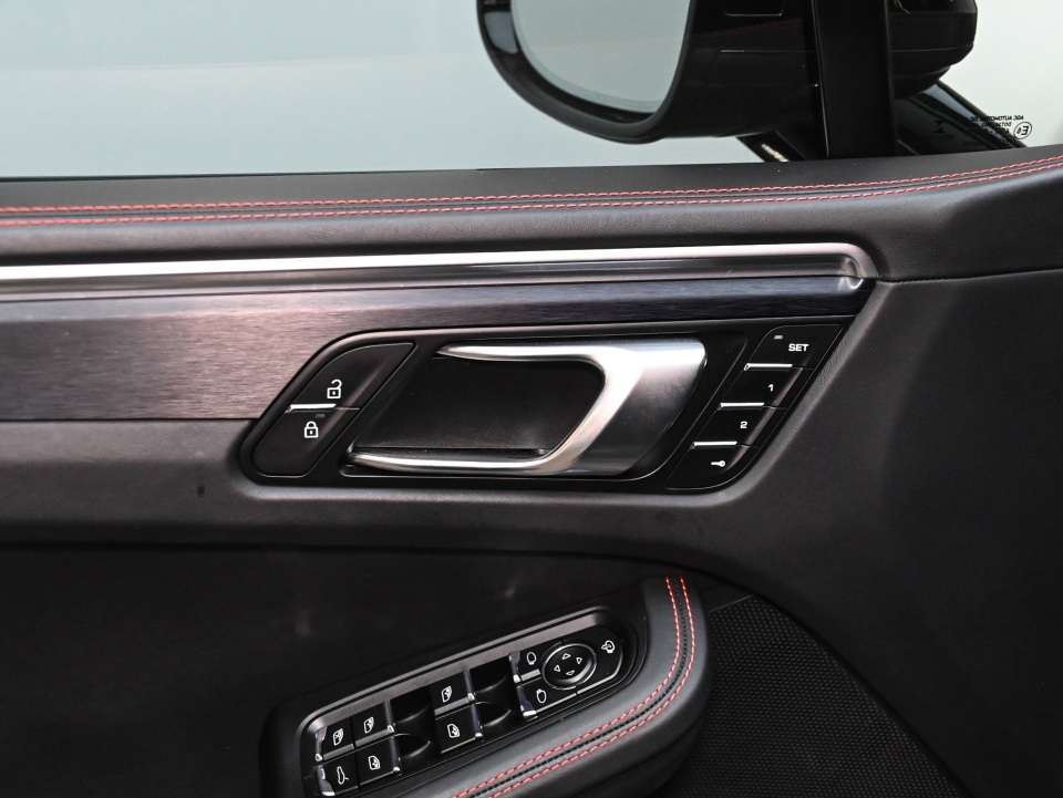 2023 Porsche Macan GTS - Premium Plus Pack - PORSCHE CERTIFIED 2 YEAR thumb 40