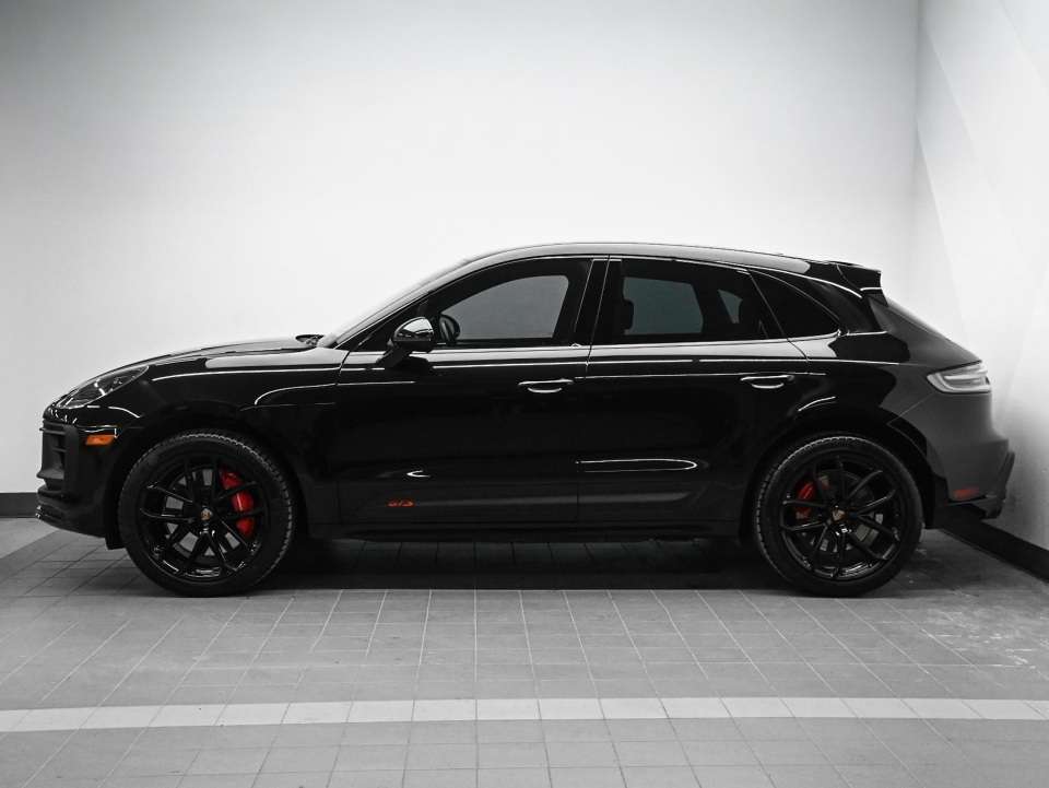 2023 Porsche Macan GTS - Premium Plus Pack - PORSCHE CERTIFIED 2 YEAR alt 2