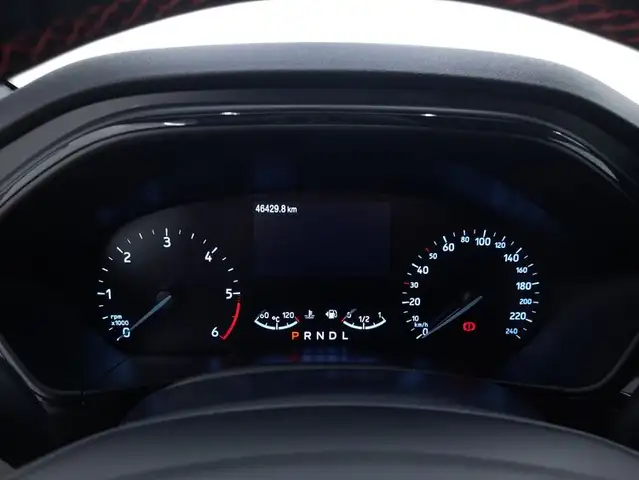 Ford Focus view 12