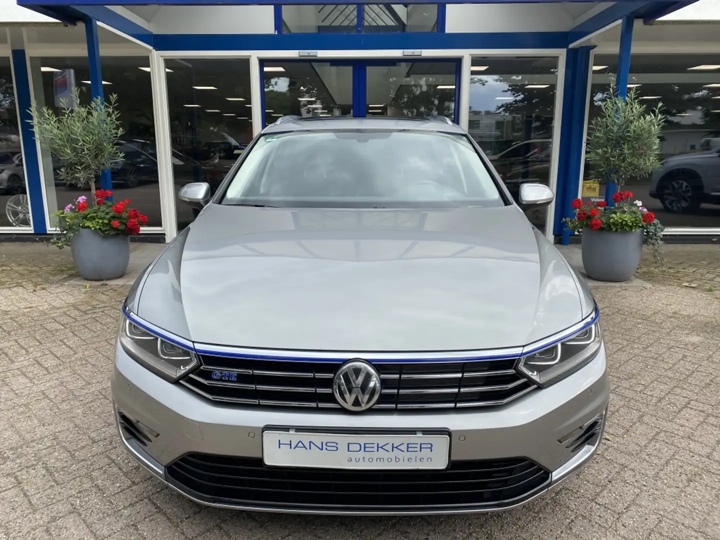 Volkswagen Passat Variant 1.4 TSI GTE Highline Grijs - 2