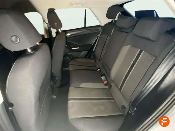 Volkswagen T-Roc 1.0 TSI Advance 6V 2020, foto 11