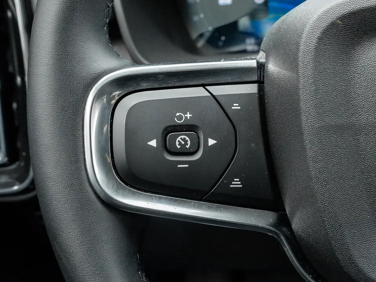 Volvo XC40 снимка Volvo XC40