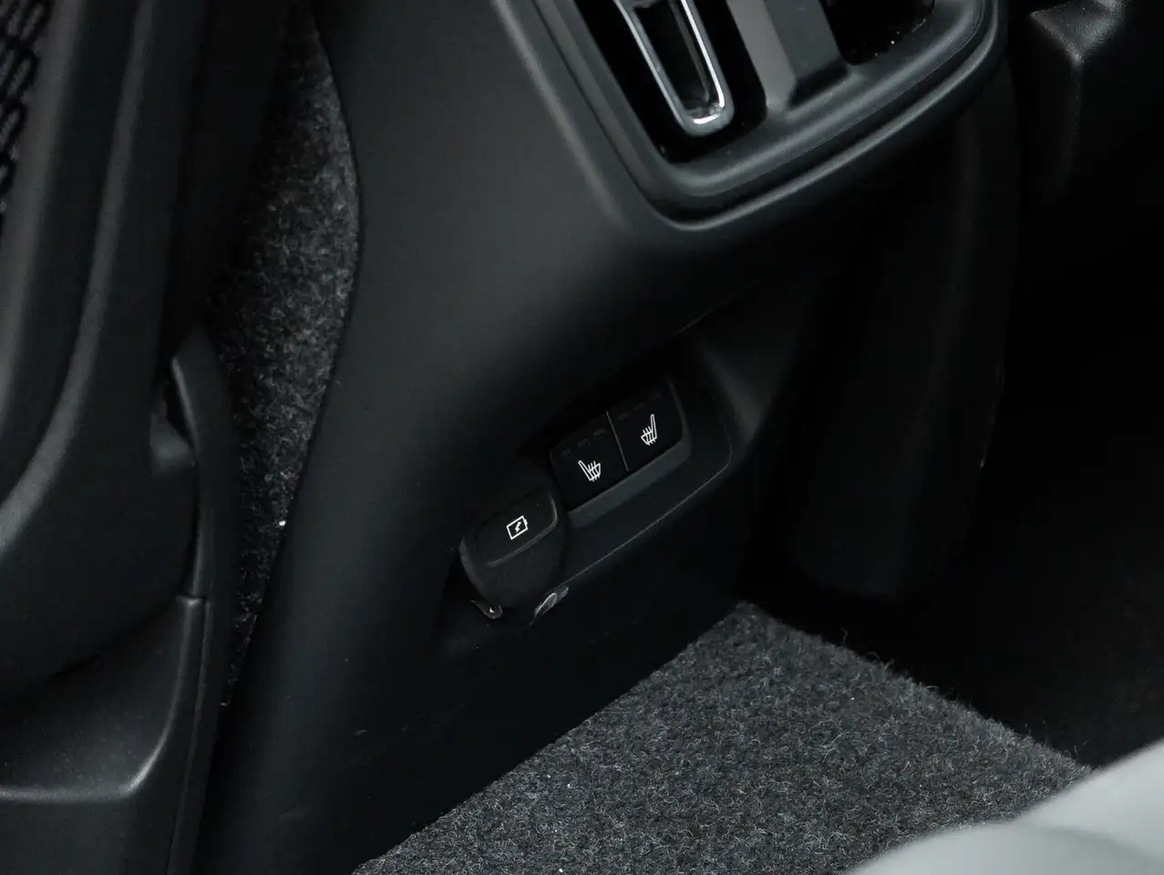 Volvo XC40 снимка Volvo XC40