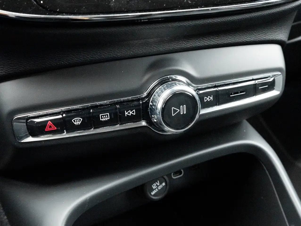 Volvo XC40 снимка Volvo XC40