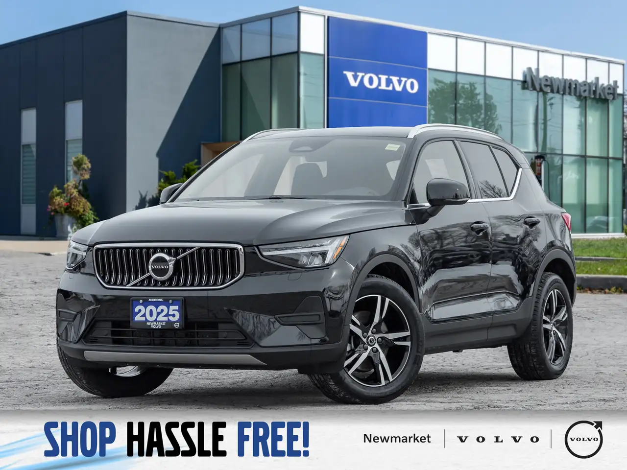 2025 Volvo XC40