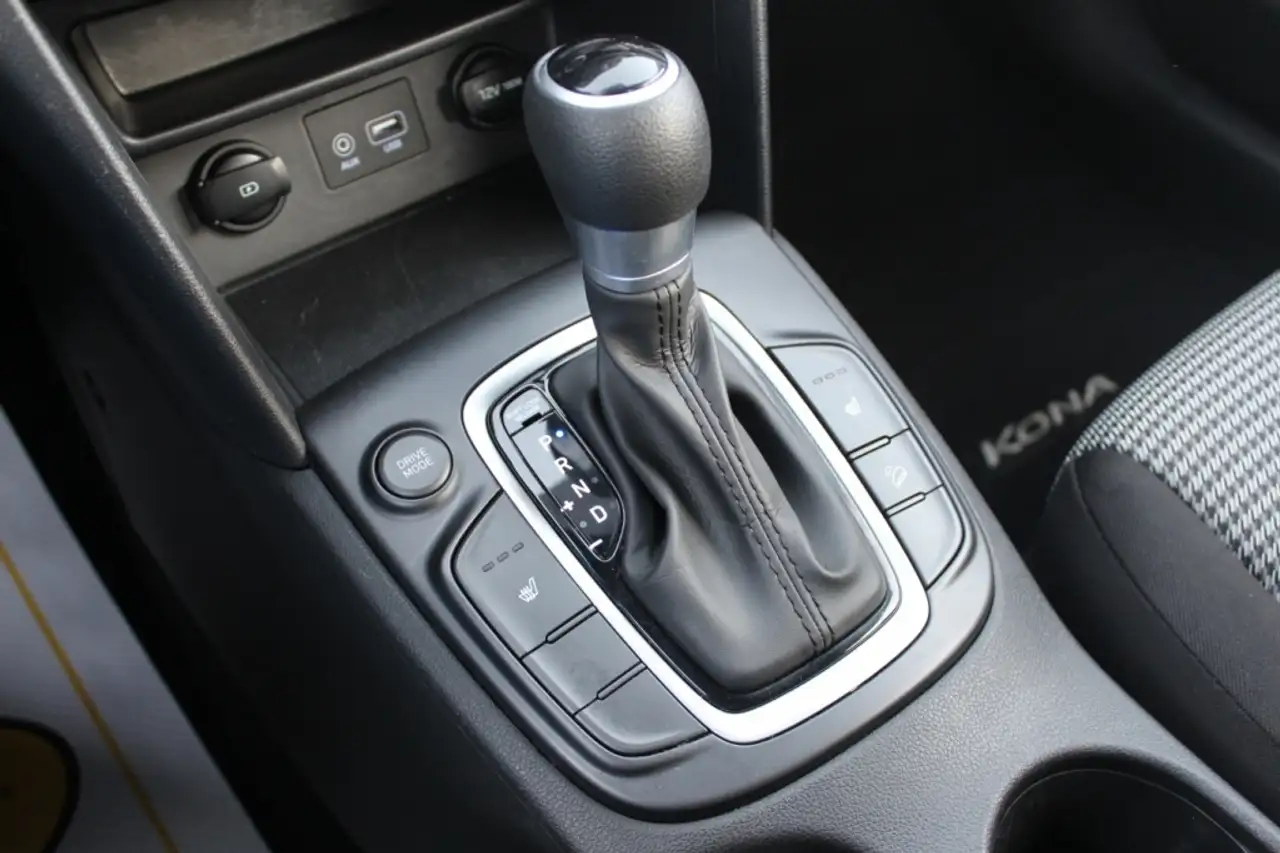 Hyundai KONA снимка Hyundai KONA