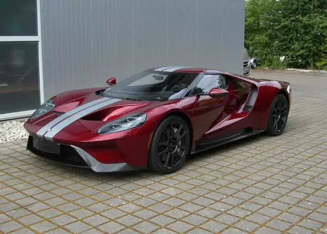 Ford GT Carbon Wheels Liquid Red