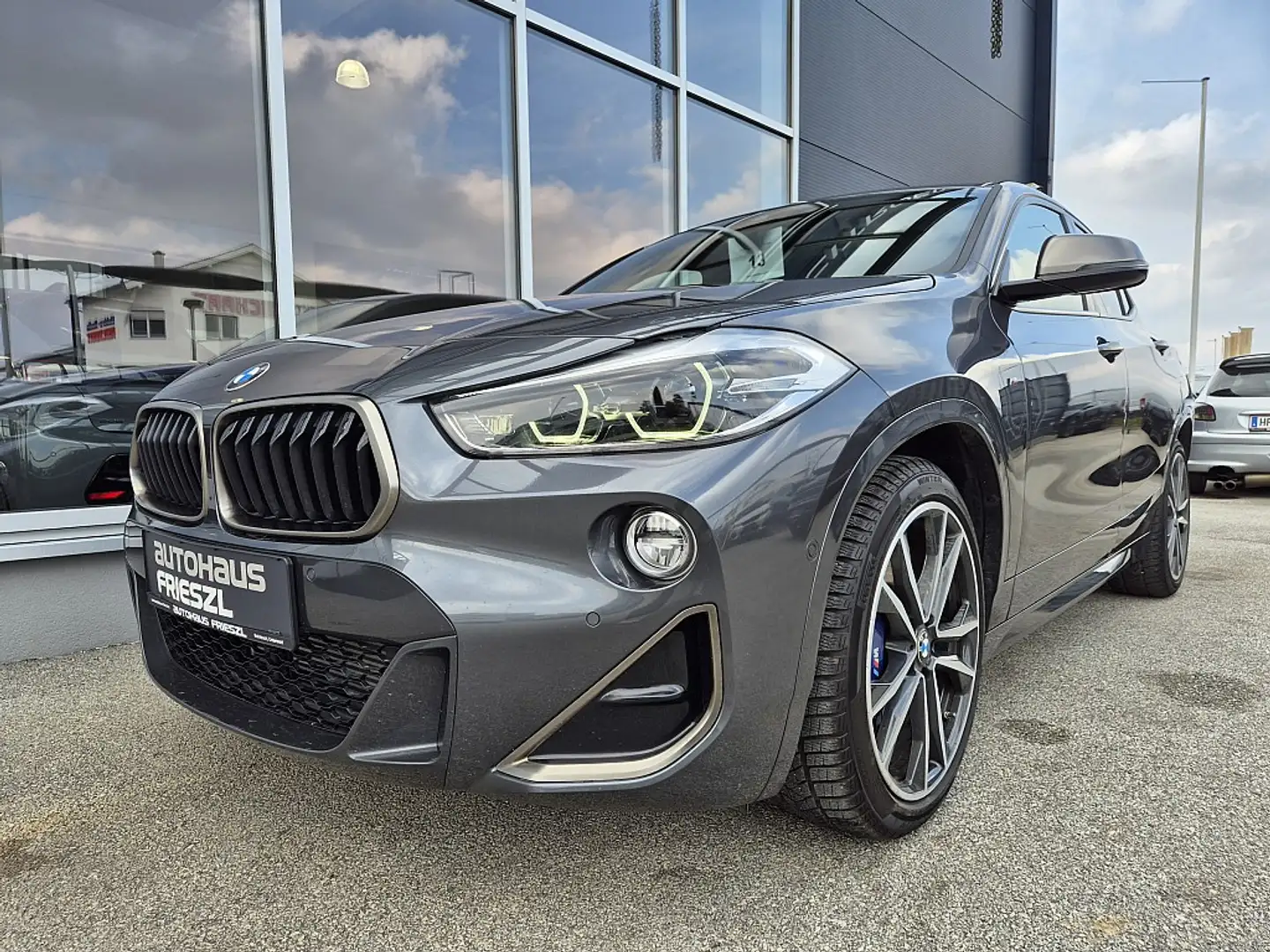 BMW X2 M 35i Aut. Gris - 1