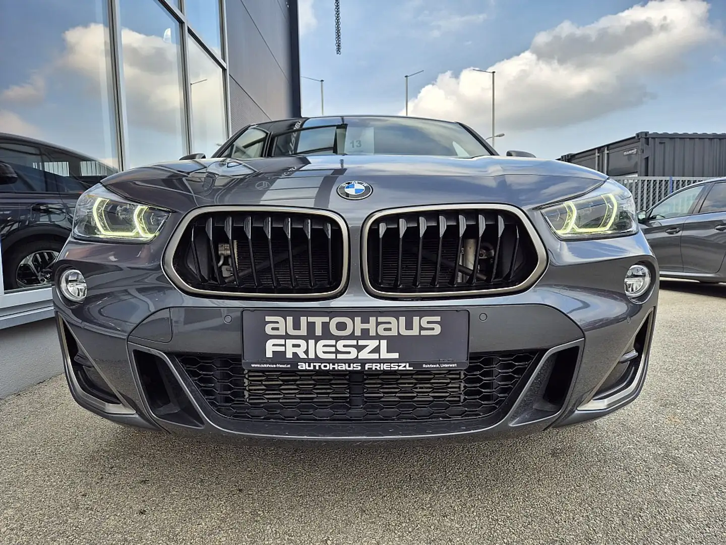 BMW X2 M 35i Aut. Gris - 2