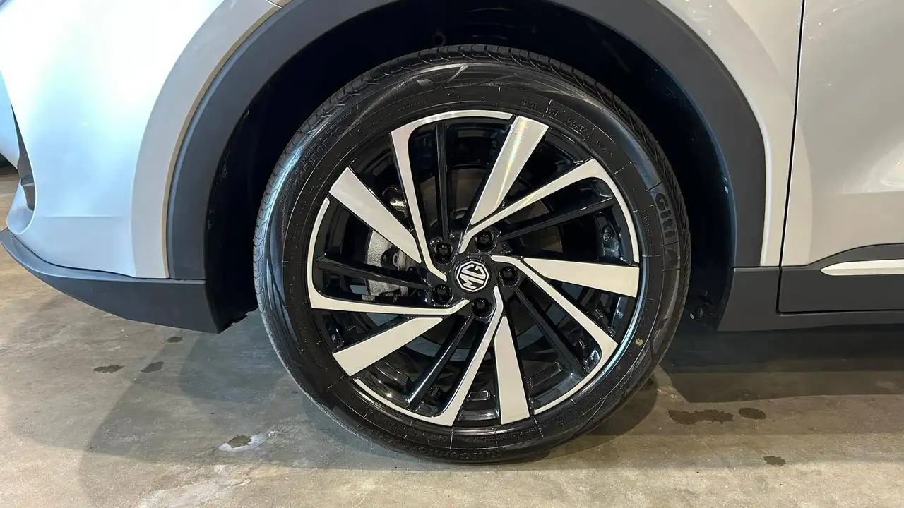 MG ZS 1.5 Hybrid+ Luxury 06/2025 28 km!!, миниатюра 11
