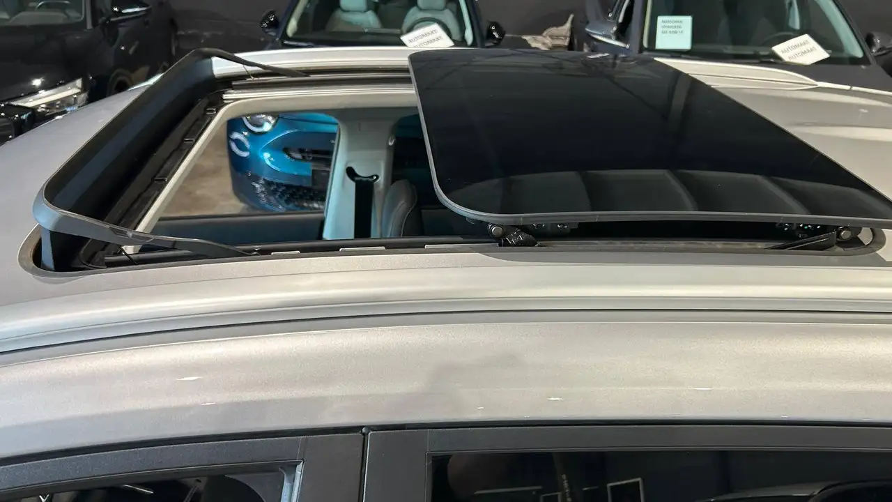 MG ZS 1.5 Hybrid+ Luxury 06/2025 28 km!!, миниатюра 9