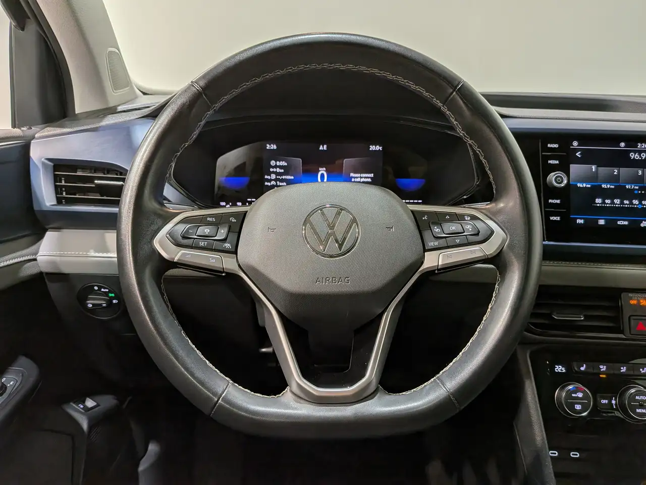 Volkswagen Taos снимка Volkswagen Taos