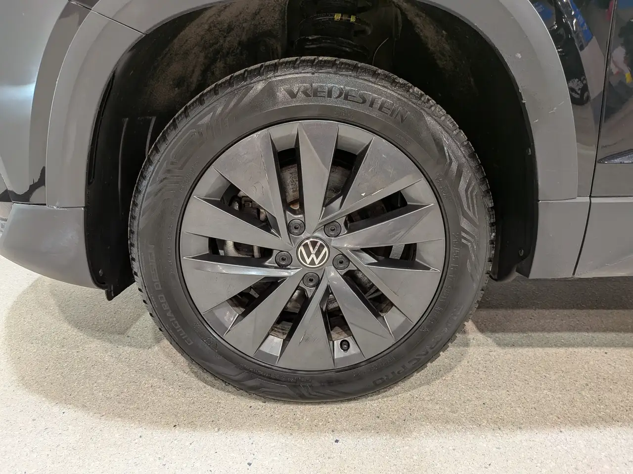 Volkswagen Taos снимка Volkswagen Taos